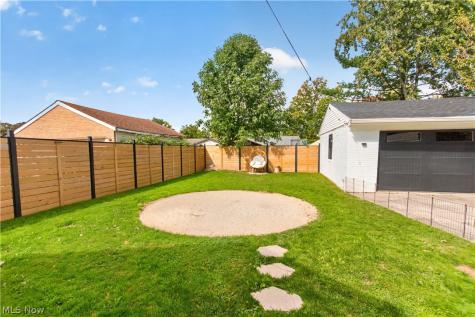 6818 Franke Road Middleburg Heights OH 44130