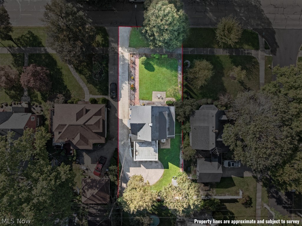 1427 Delia Avenue Akron OH 44320