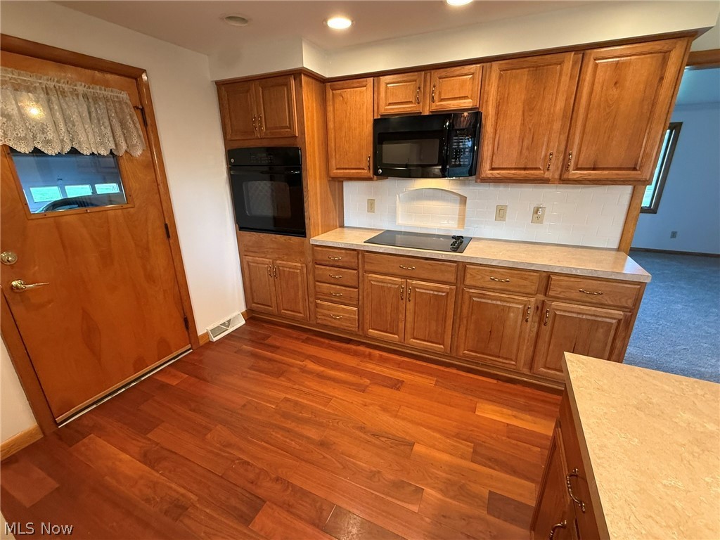 1104 S Broadway Street New Philadelphia OH 44663