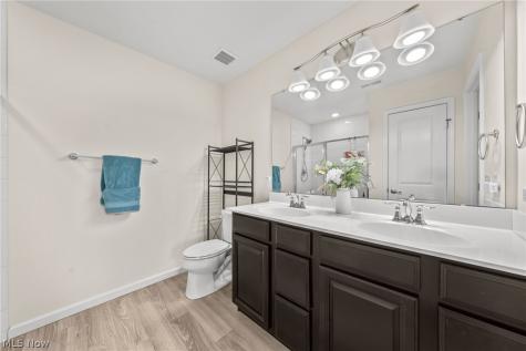 10359 Fox Hollow Circle Twinsburg OH 44087