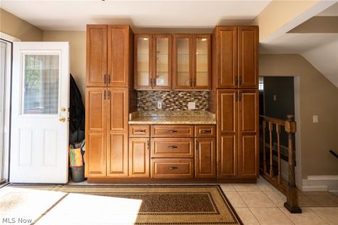 3619 W 148th Street Cleveland OH 44111