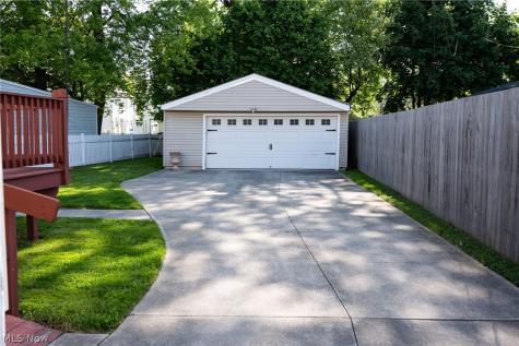 3619 W 148th Street Cleveland OH 44111
