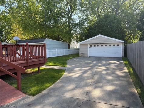 3619 W 148th Street Cleveland OH 44111
