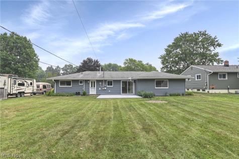 13366 Richards Drive Strongsville OH 44149