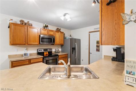 1885 Faye Road Akron OH 44306