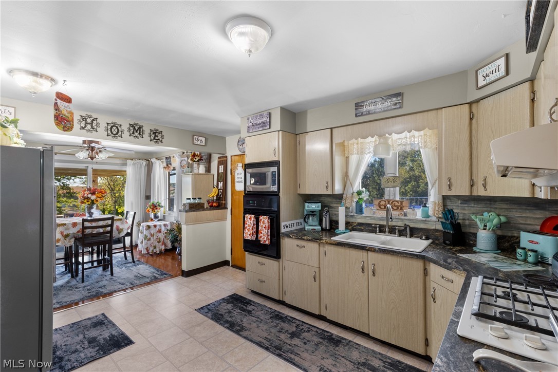 414 E Main Street Richmond OH 43944