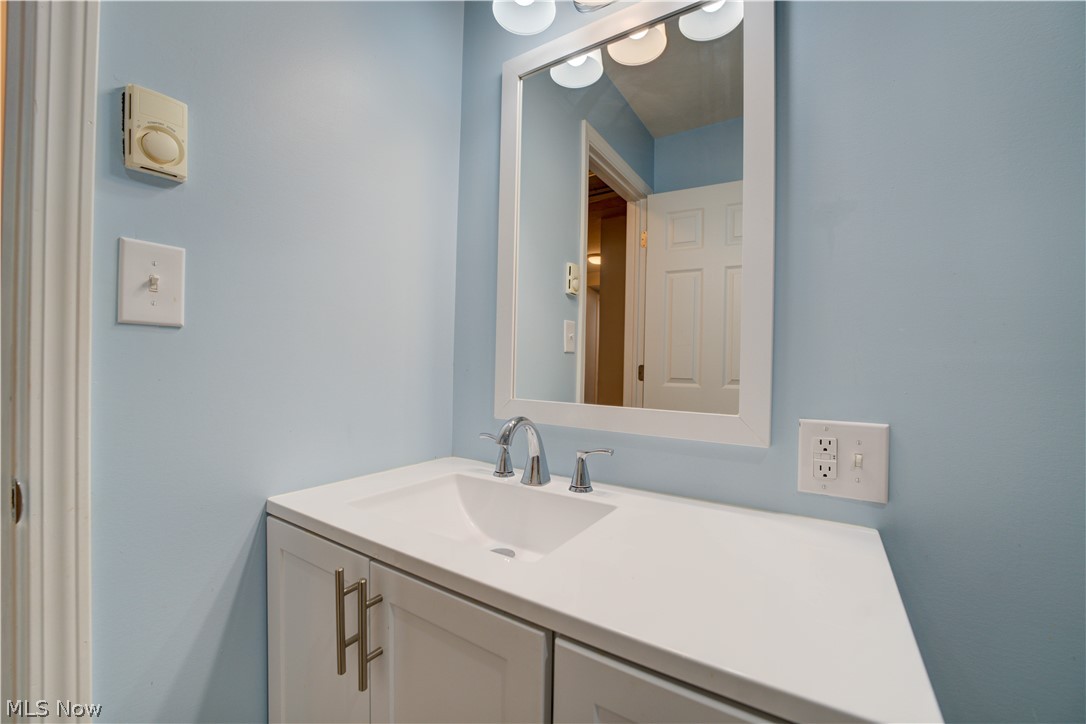 1715 Chenango Wakeman OH 44889