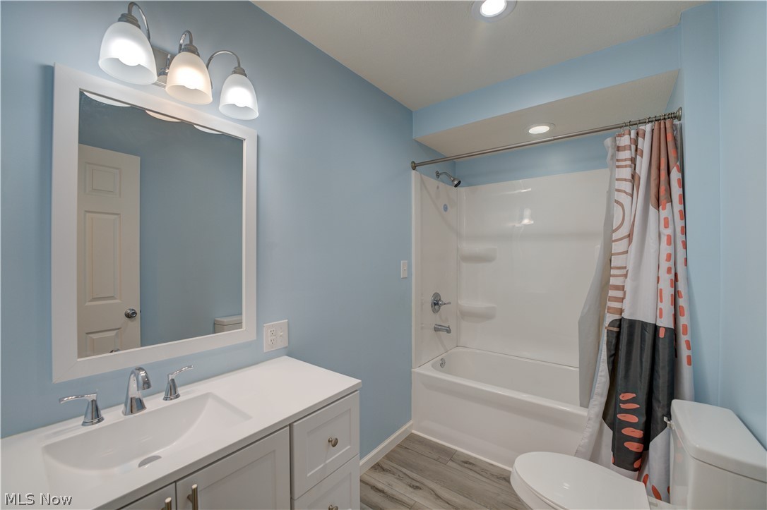 1715 Chenango Wakeman OH 44889