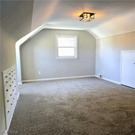 7515 Ridgefield Avenue Parma OH 44129