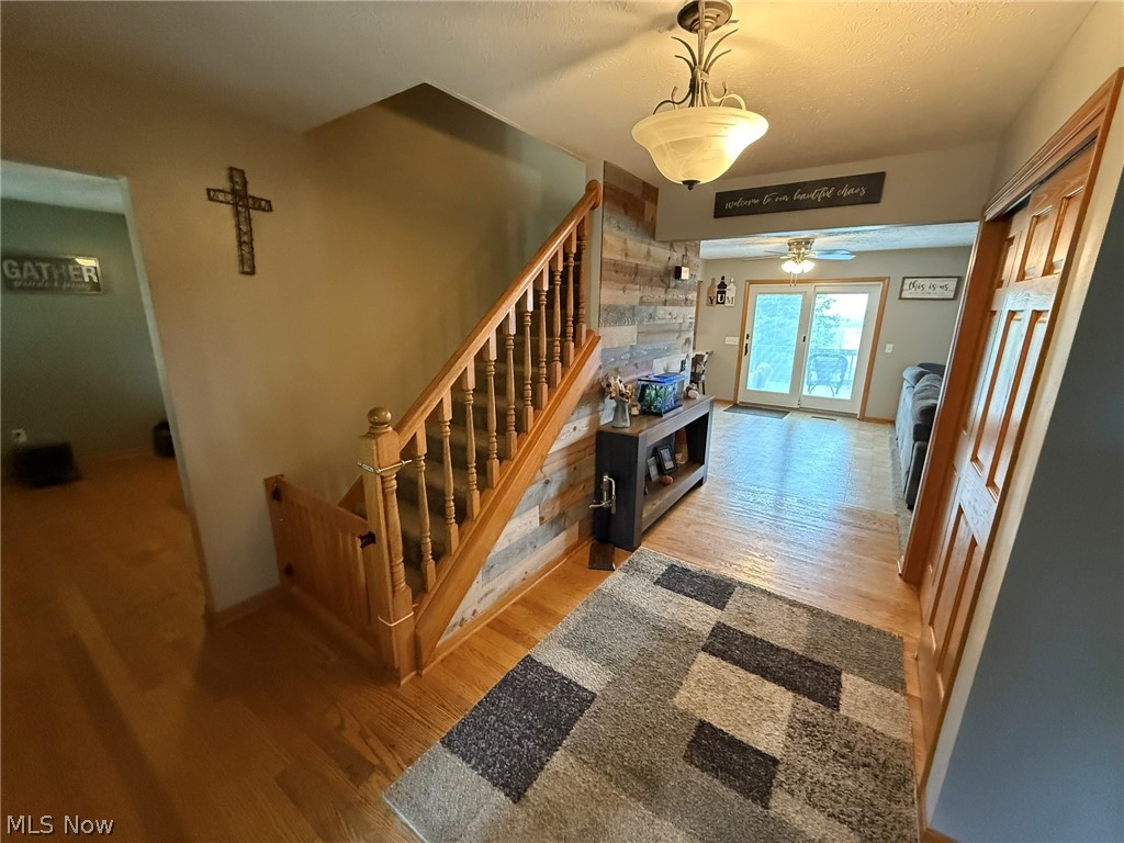 10274 Laurens Drive NE Bolivar OH 44612