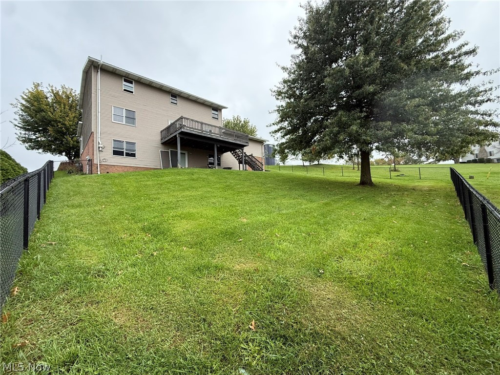 10274 Laurens Drive NE Bolivar OH 44612