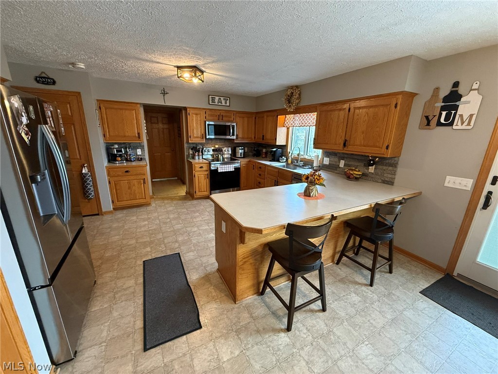 10274 Laurens Drive NE Bolivar OH 44612
