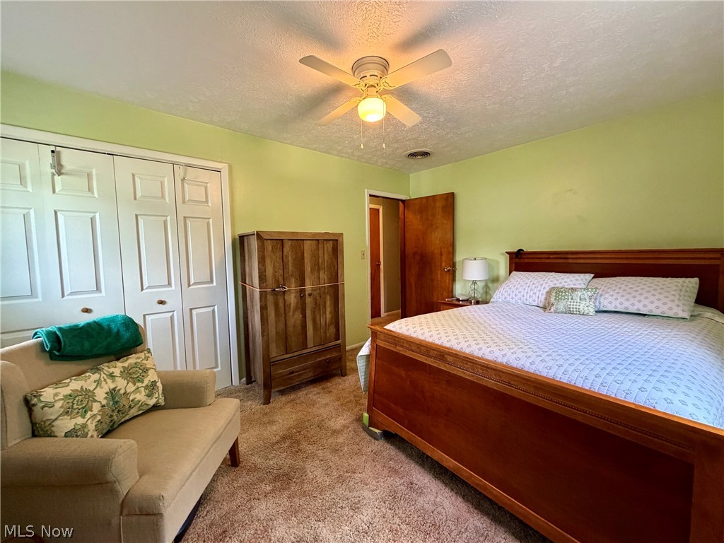 15794 Mayfield Road Huntsburg OH 44046