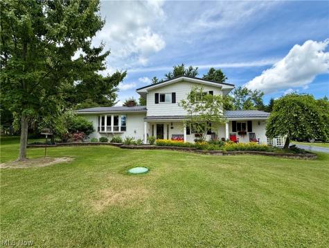 15794 Mayfield Road Huntsburg OH 44046