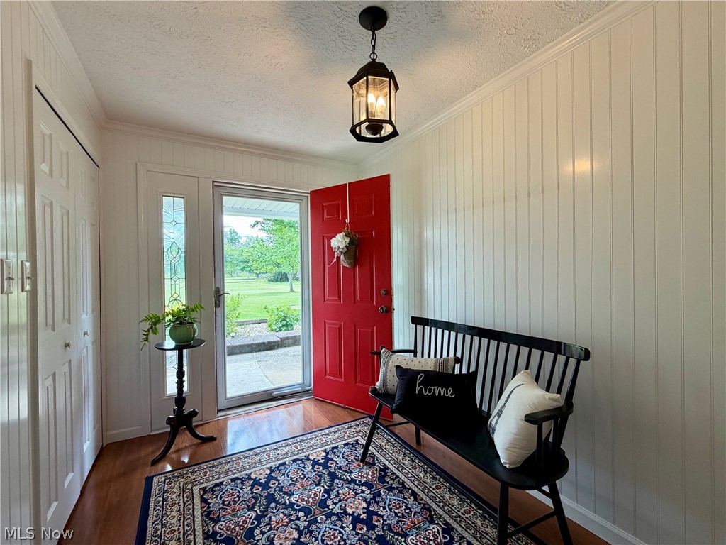 15794 Mayfield Road Huntsburg OH 44046