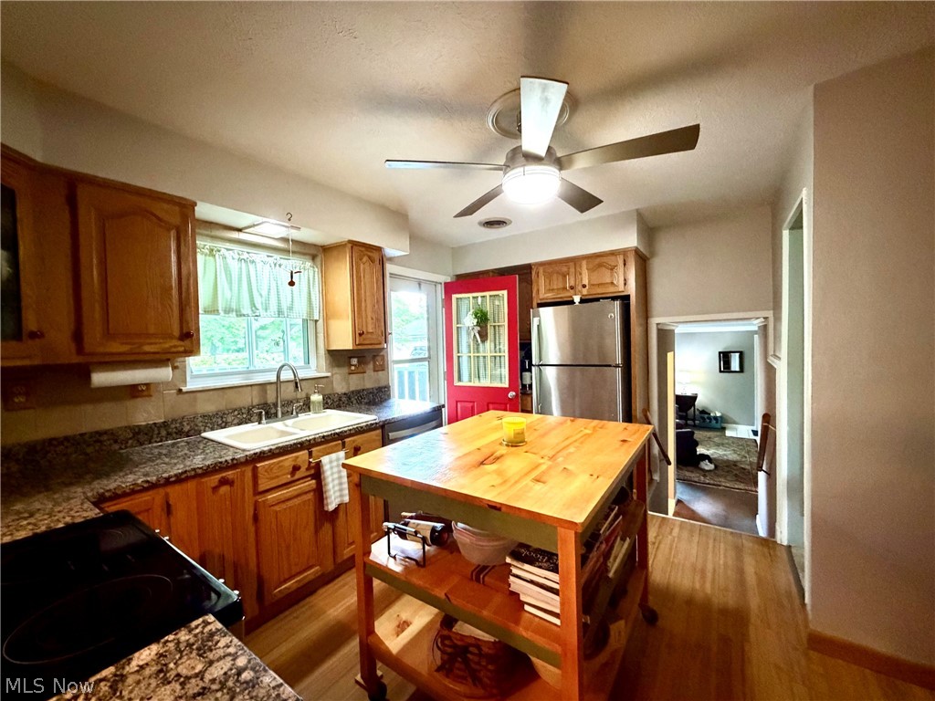 15794 Mayfield Road Huntsburg OH 44046