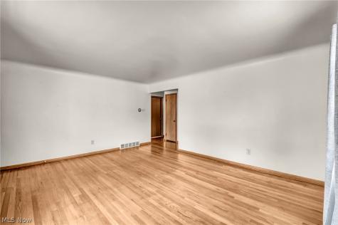 2700 Hilltop Drive Parma OH 44134