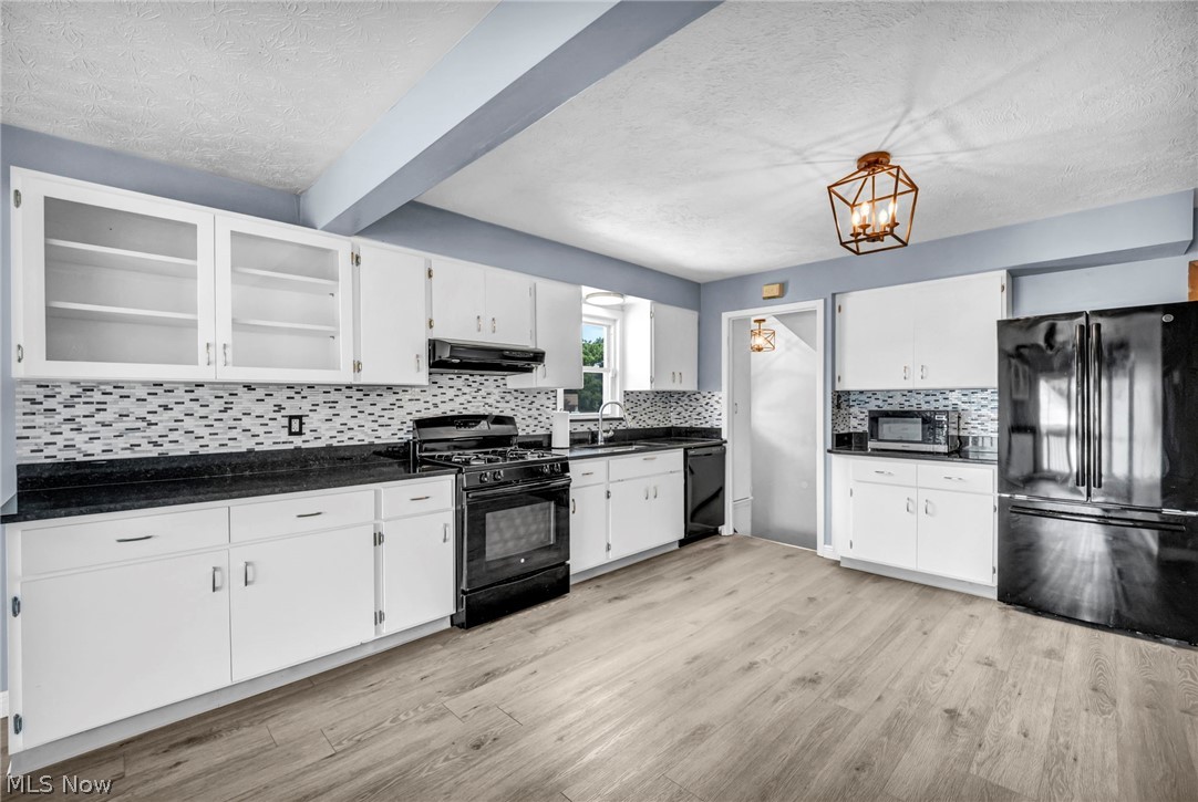 2700 Hilltop Drive Parma OH 44134