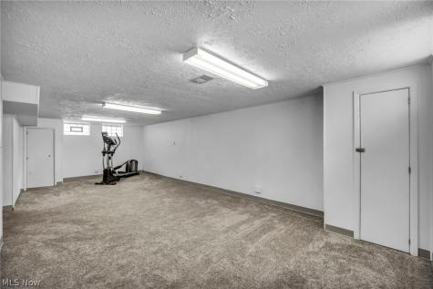 2700 Hilltop Drive Parma OH 44134