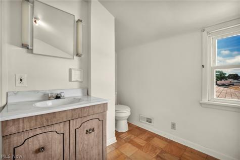 2700 Hilltop Drive Parma OH 44134