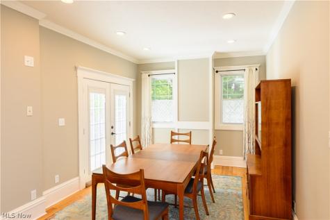 1424 Elmwood Avenue Lakewood OH 44107