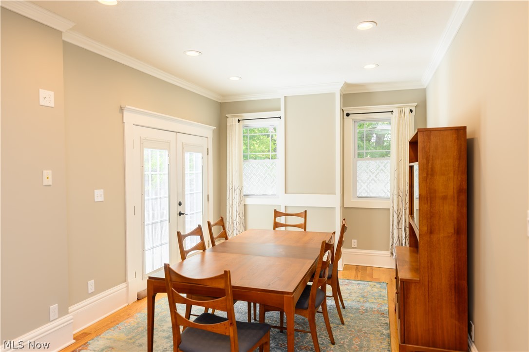 1424 Elmwood Avenue Lakewood OH 44107