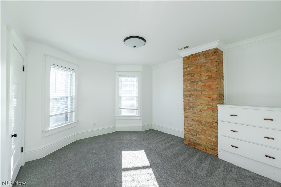 1424 Elmwood Avenue Lakewood OH 44107