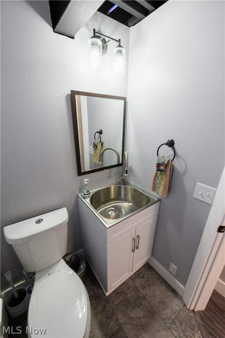 1424 Elmwood Avenue Lakewood OH 44107