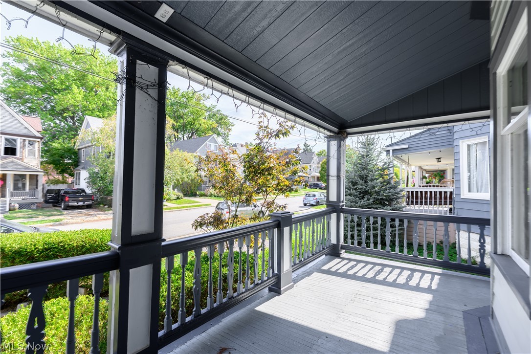 1424 Elmwood Avenue Lakewood OH 44107
