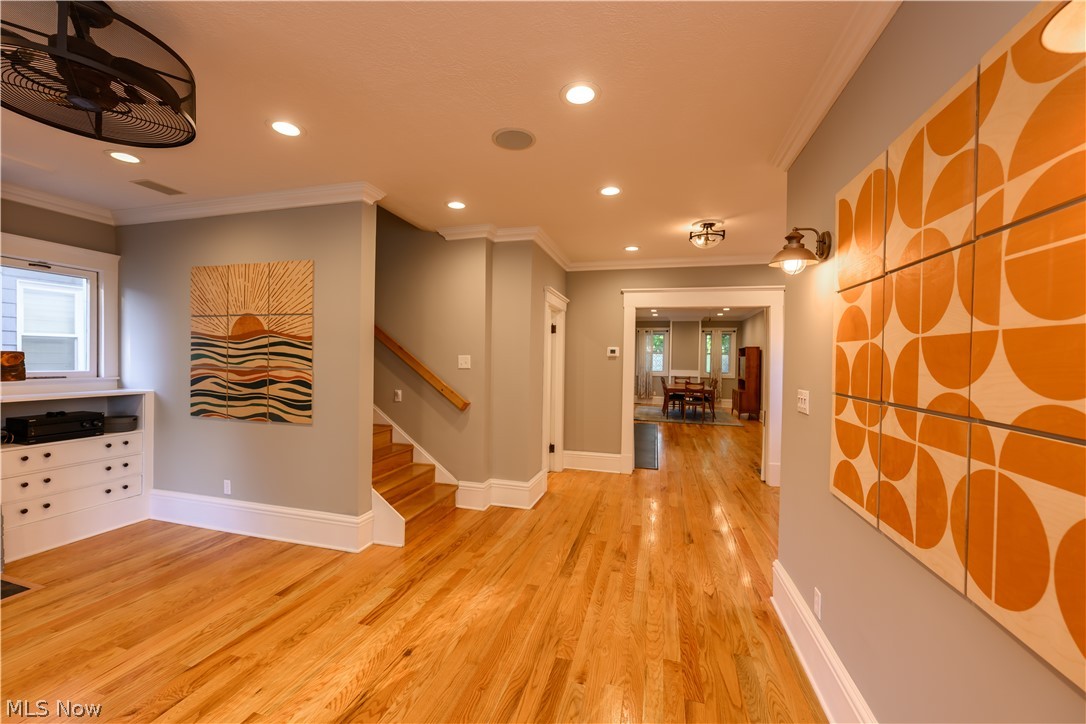 1424 Elmwood Avenue Lakewood OH 44107