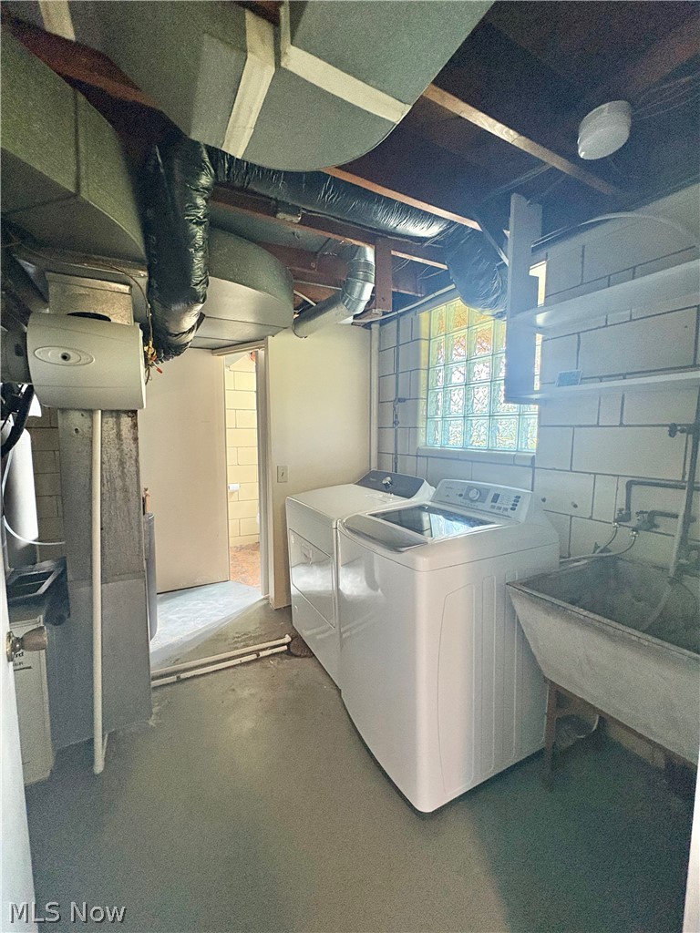 1407 W Valentine Circle NW Canton OH 44708