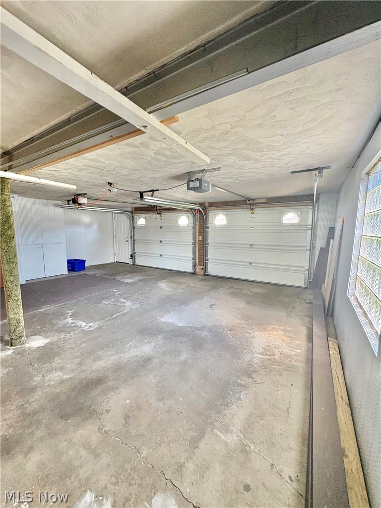 1407 W Valentine Circle NW Canton OH 44708