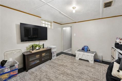 757 North Avenue Painesville OH 44077
