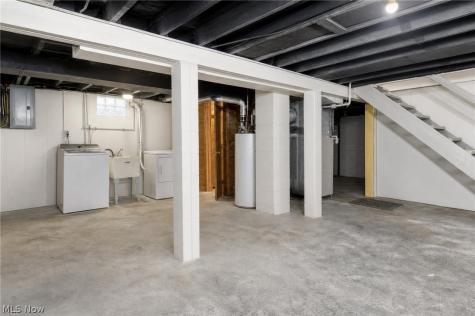 757 North Avenue Painesville OH 44077