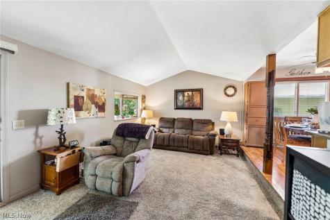 310 Bayshore Drive Eastlake OH 44095