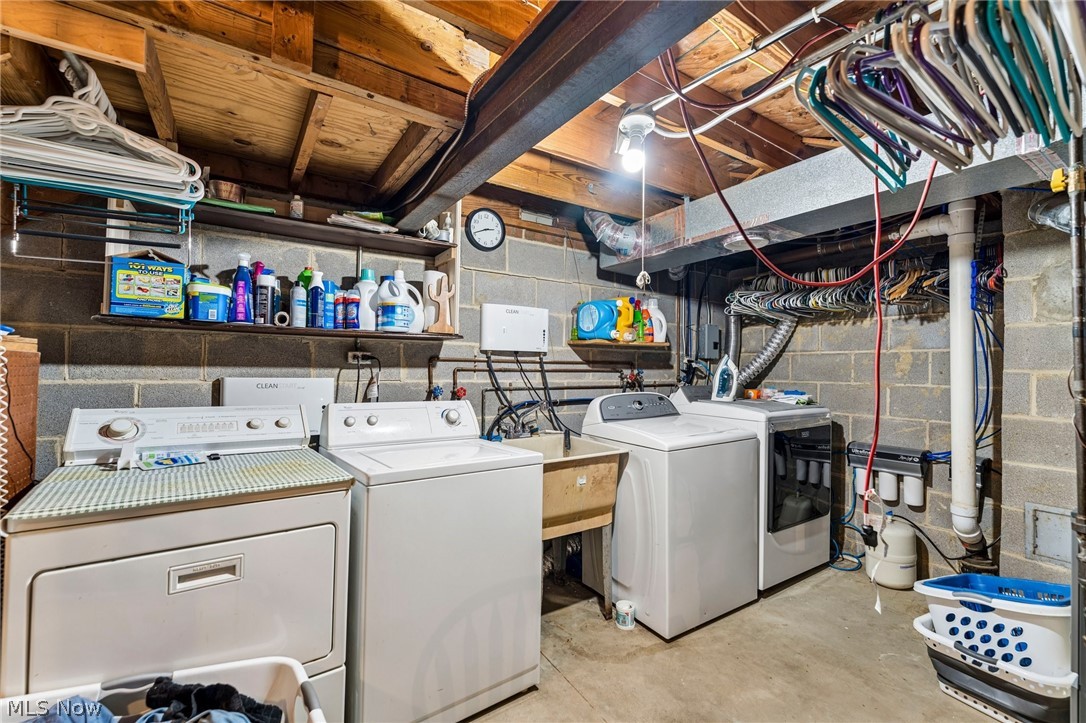 310 Bayshore Drive Eastlake OH 44095