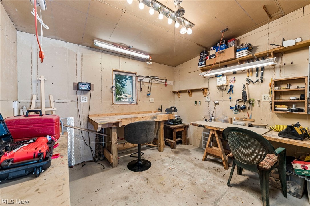 310 Bayshore Drive Eastlake OH 44095