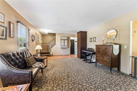 310 Bayshore Drive Eastlake OH 44095