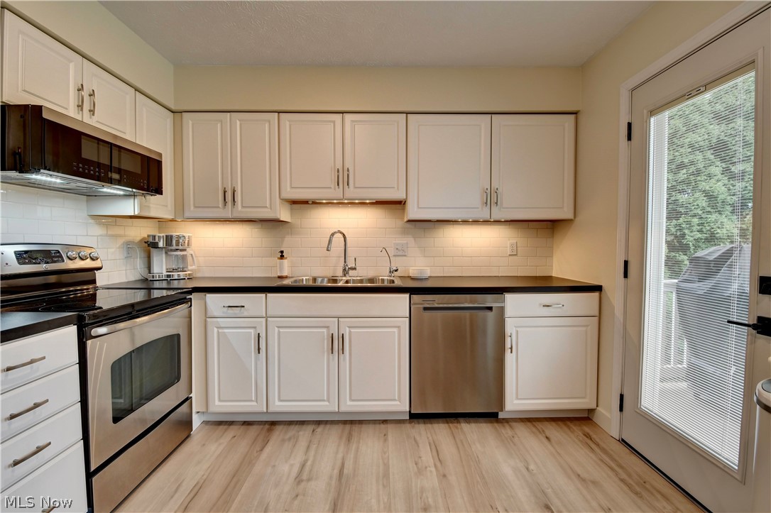 890 Geneva Street SW Sugarcreek OH 44681