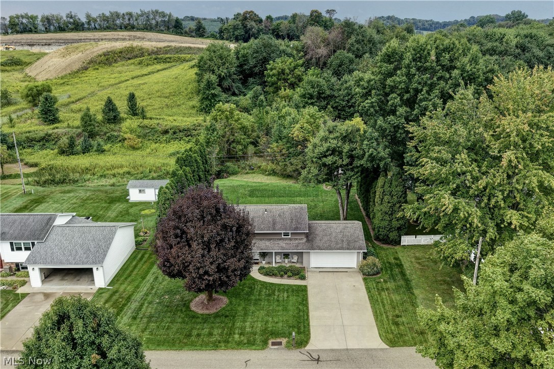 890 Geneva Street SW Sugarcreek OH 44681