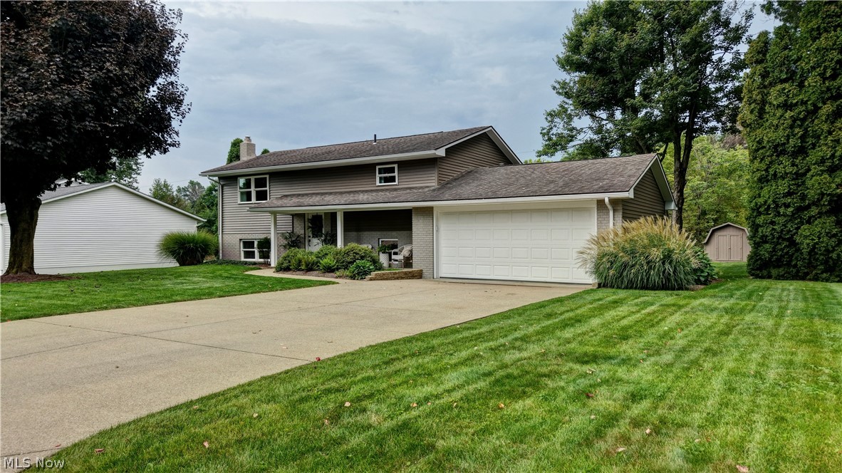 890 Geneva Street SW Sugarcreek OH 44681