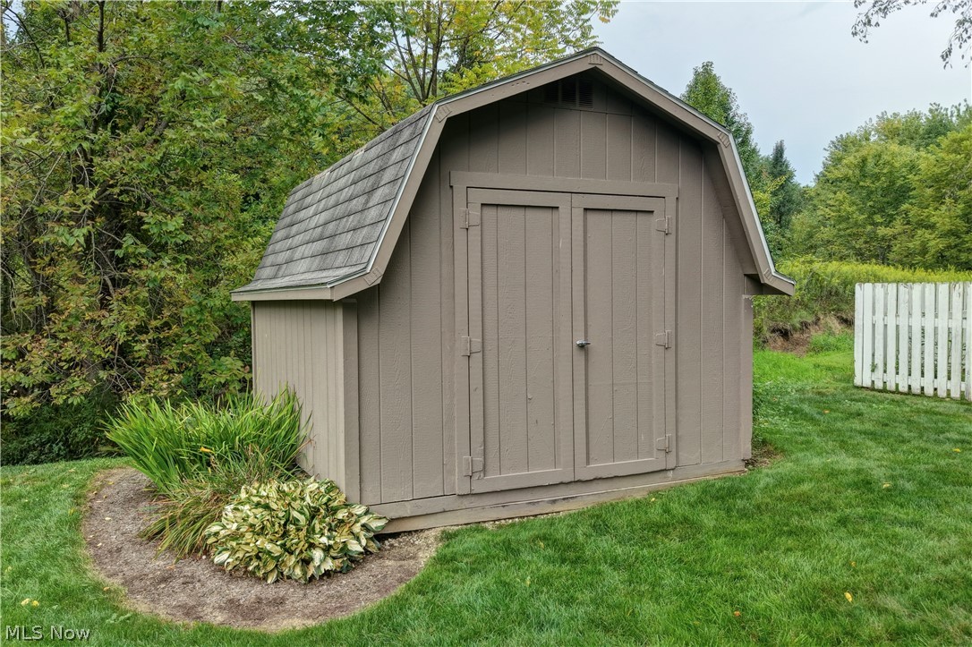 890 Geneva Street SW Sugarcreek OH 44681