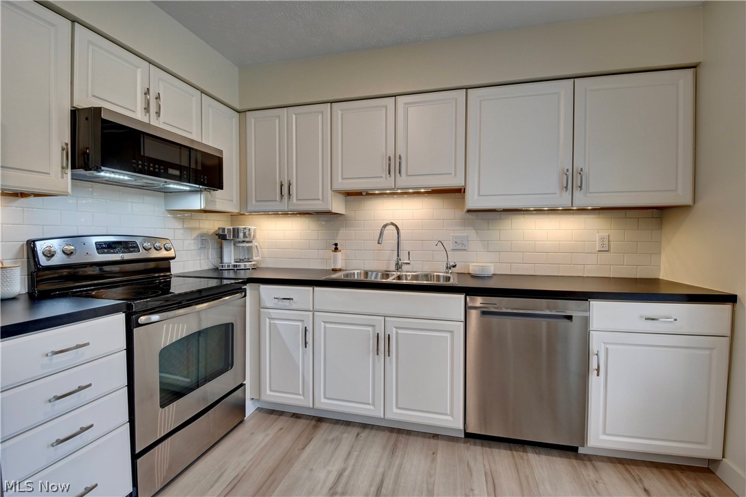 890 Geneva Street SW Sugarcreek OH 44681