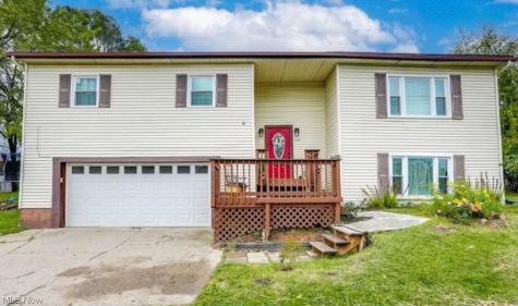 1572 Josephine Avenue Lakemore OH 44250