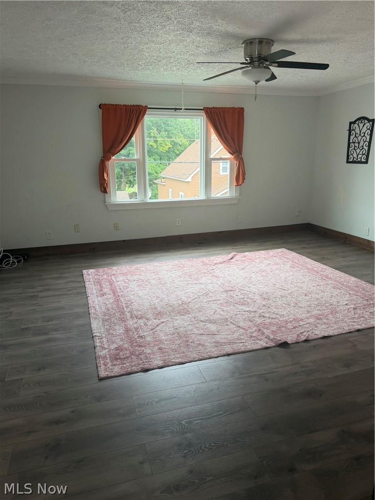 1572 Josephine Avenue Lakemore OH 44250