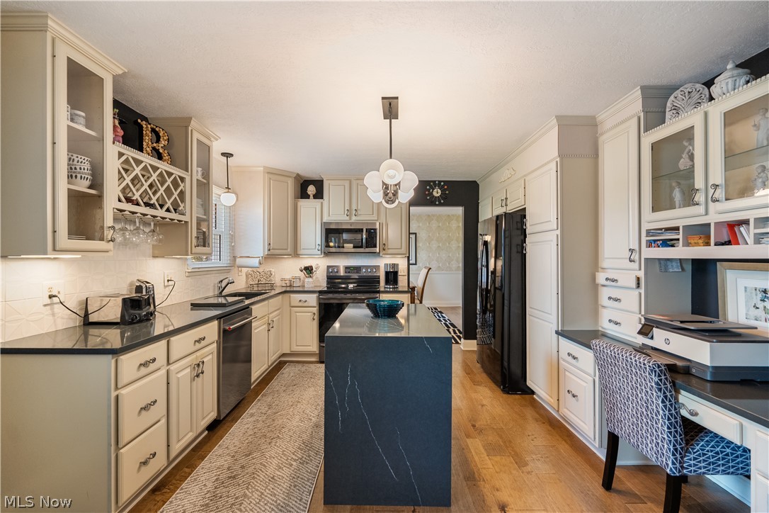1375 Chelmsford Street NW North Canton OH 44720