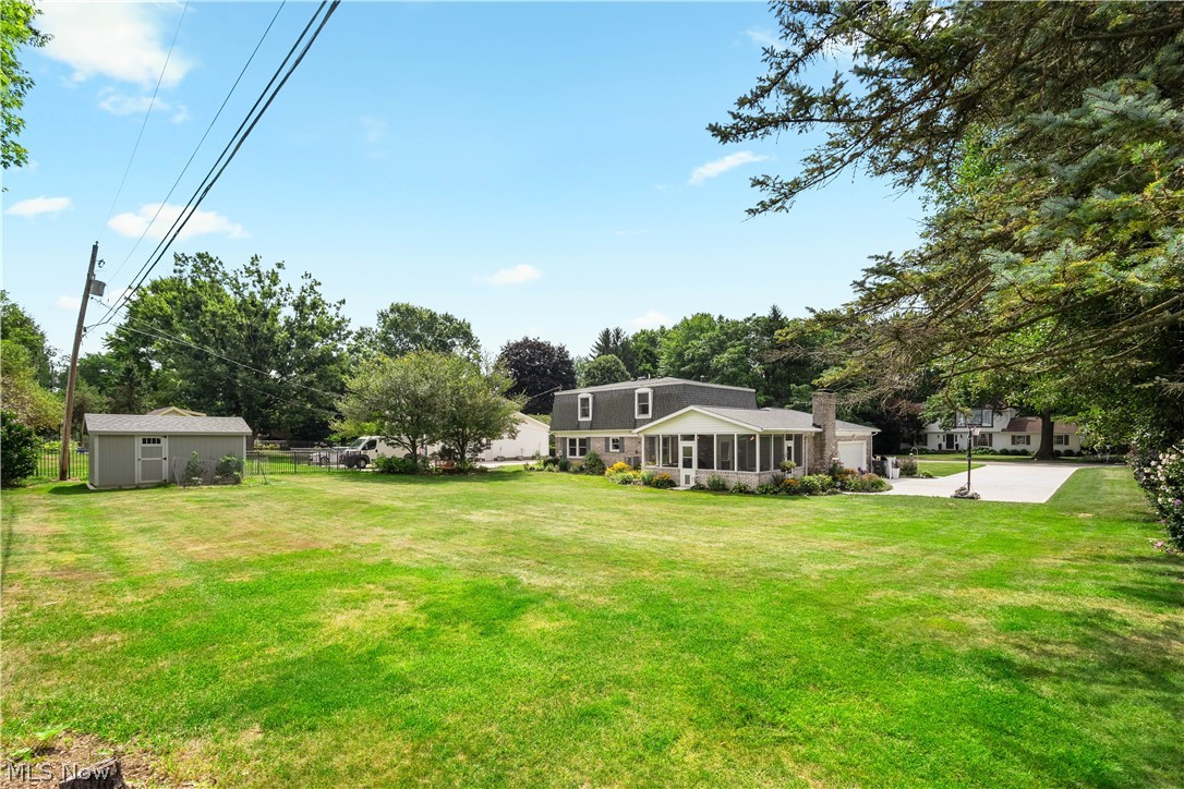 1375 Chelmsford Street NW North Canton OH 44720