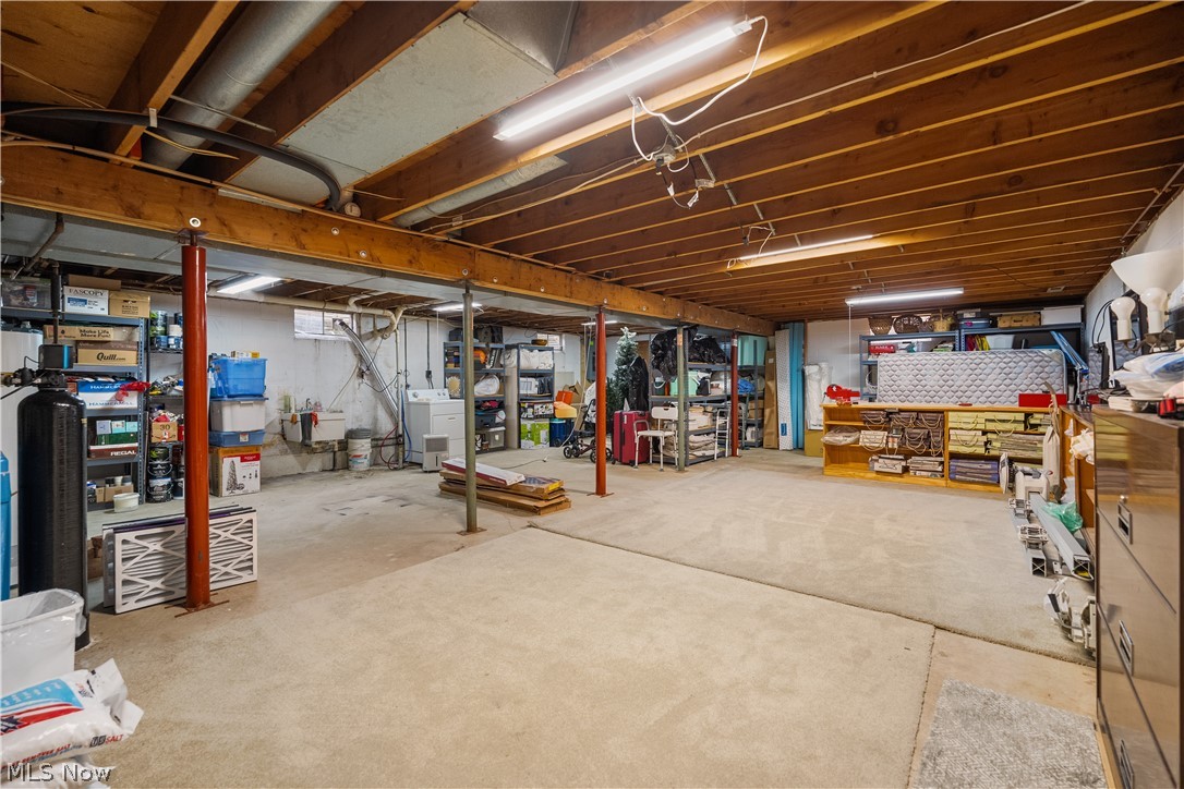 1375 Chelmsford Street NW North Canton OH 44720