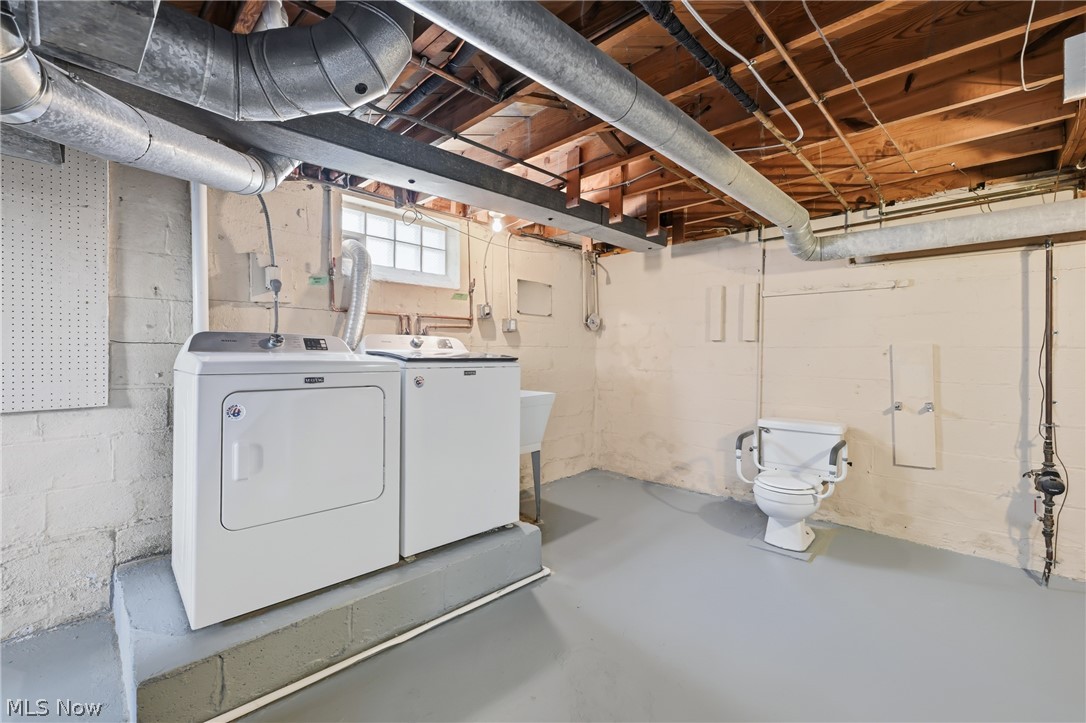 839 E 260th Street Euclid OH 44132