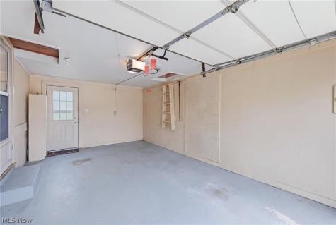 839 E 260th Street Euclid OH 44132